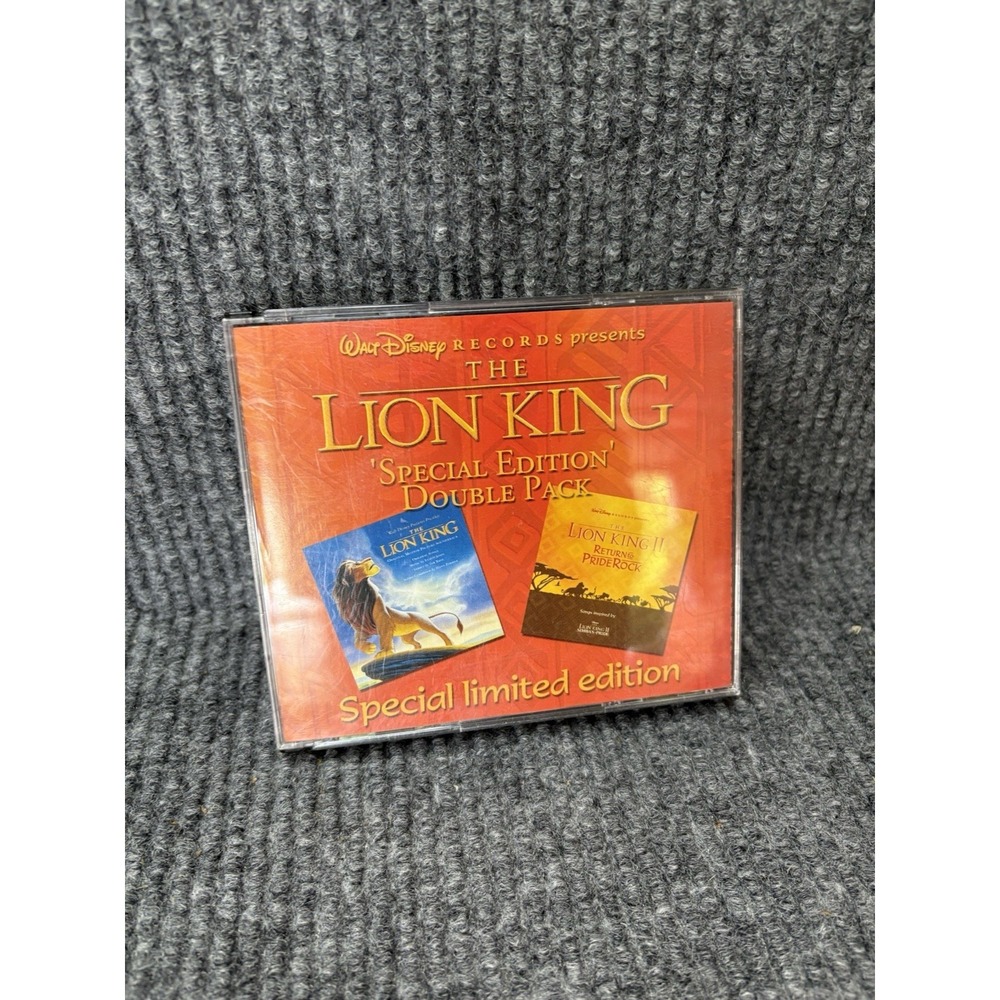 Walt Disney The Lion King Special Limited Edition 2 Pack Like New See Pics RARE!